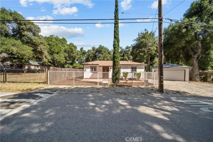 39628 Calle El Parado, Green Valley, California 91390