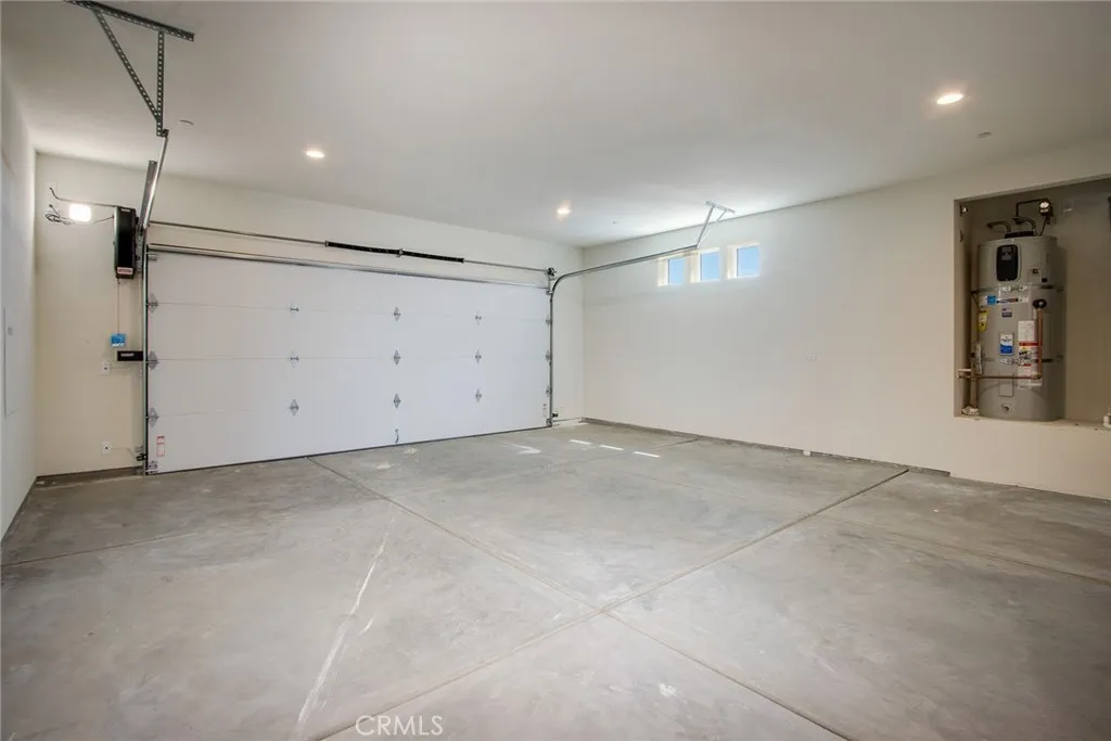 HUGE GARAGE!