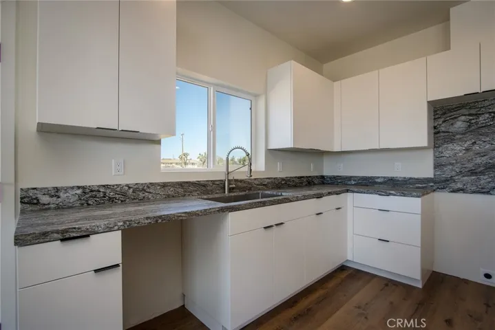 All new appliances installed June 2!