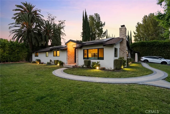 6013 Lubao Avenue, Woodland Hills, California 91367