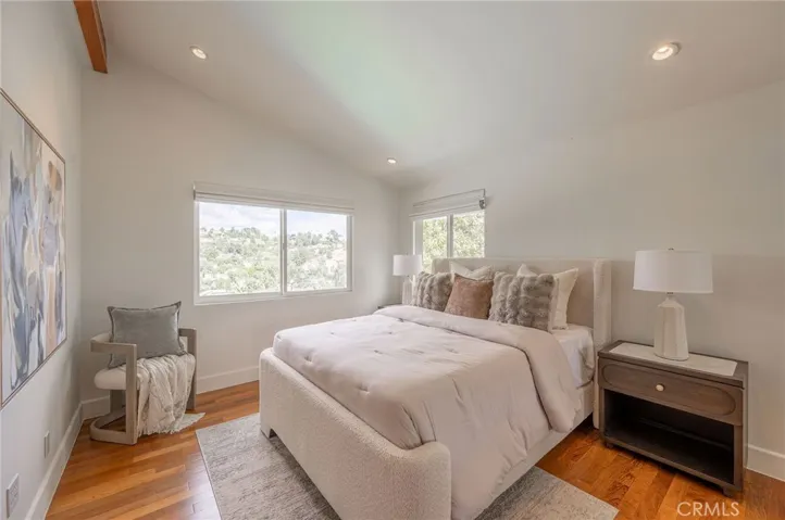 19281 Berclair, Tarzana, California 91356