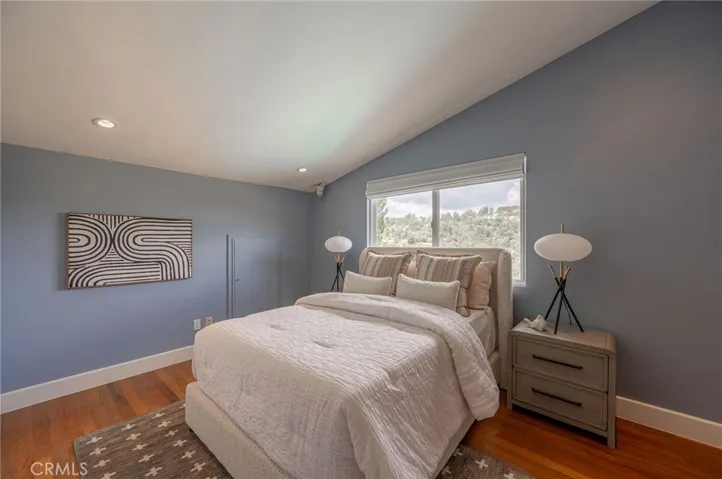 19281 Berclair, Tarzana, California 91356