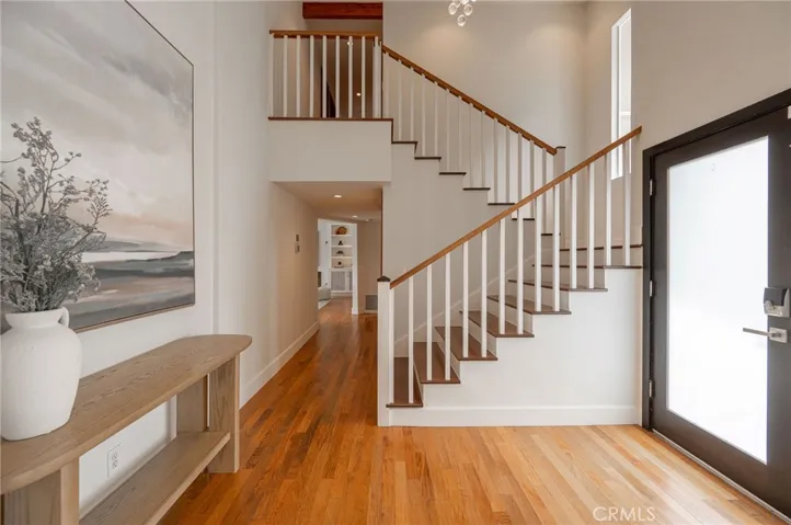 19281 Berclair, Tarzana, California 91356