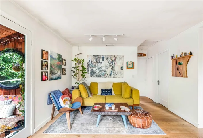 1553 Arroyo Drive, Laguna Beach, California 92651