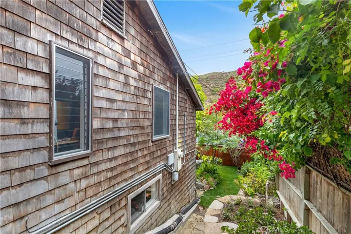 1553 Arroyo Drive, Laguna Beach, California 92651