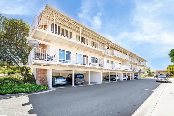 2293 Via Puerta O, Laguna Woods, California 92637