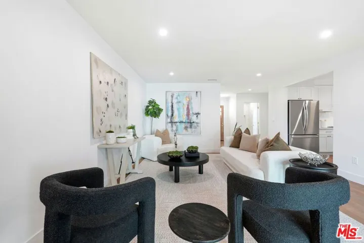 12455 Milbank Street, Studio City, California 91604