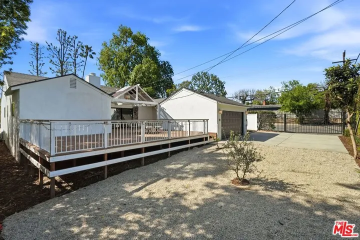 12455 Milbank Street, Studio City, California 91604