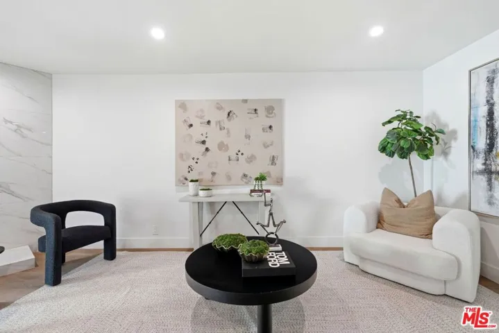 12455 Milbank Street, Studio City, California 91604