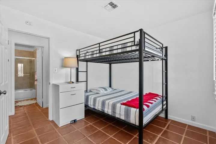 20-4374 Linda Lee Dr-15