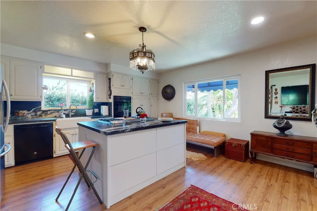 1038 W 2nd, San Pedro, California 90731 — photo 5