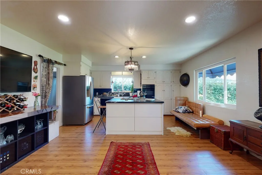 1038 W 2nd, San Pedro, California 90731 — photo 4