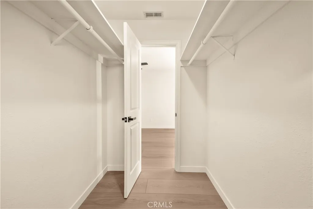Walk in closet