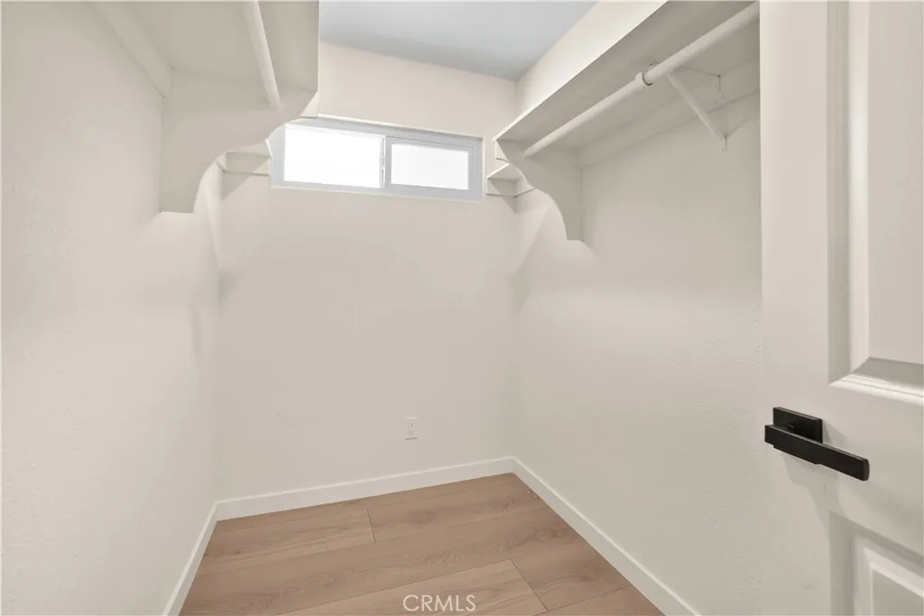 Walk in closet