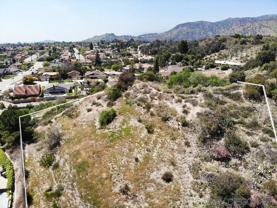 16 Esperanza Dr