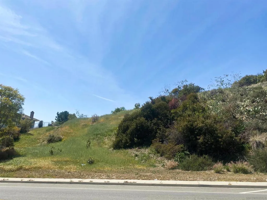 16 Esperanza Drive, La Verne, California 91750 — photo 4