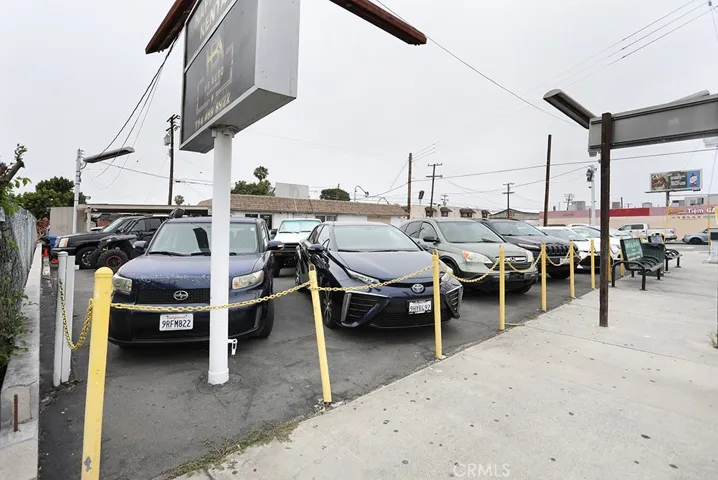 8041 Bolsa, Westminster, California 92683