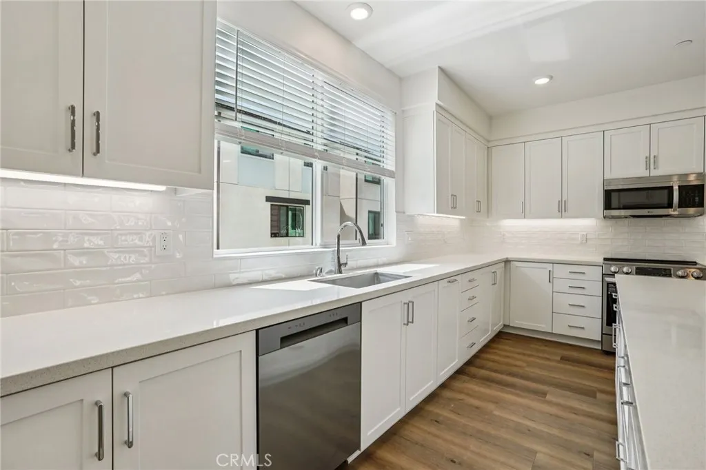 Spacious kitchen