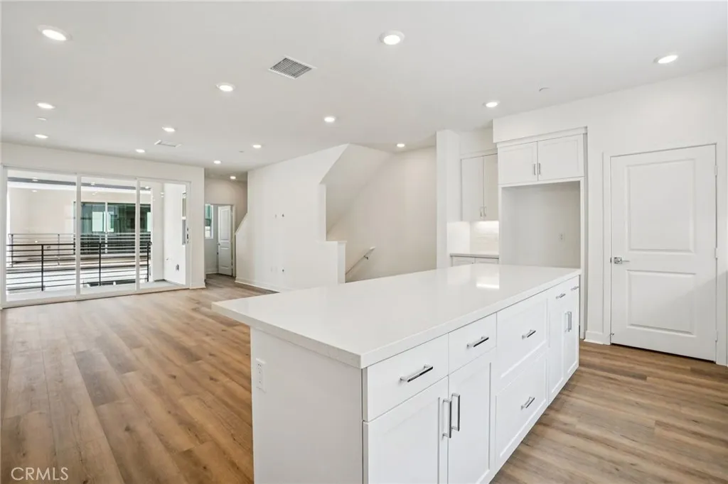 Spacious kitchen