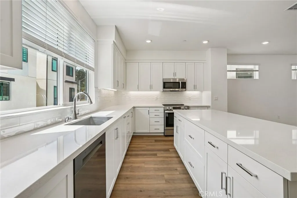 Spacious kitchen