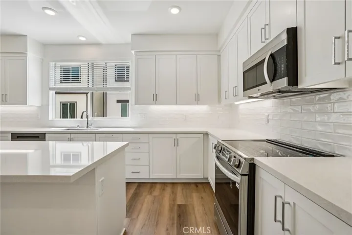 Spacious kitchen