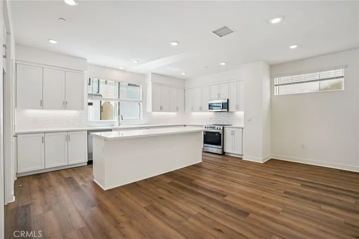 Spacious kitchen