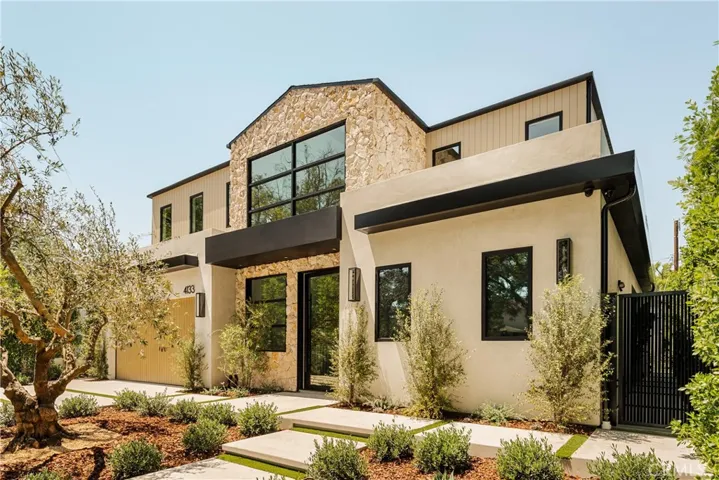 4133 Ventura Canyon Avenue, Sherman Oaks, California 91423