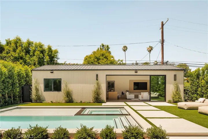 4133 Ventura Canyon Avenue, Sherman Oaks, California 91423
