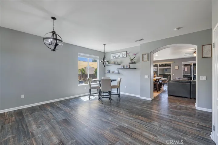 293 Captains Court, San Jacinto, California 92583