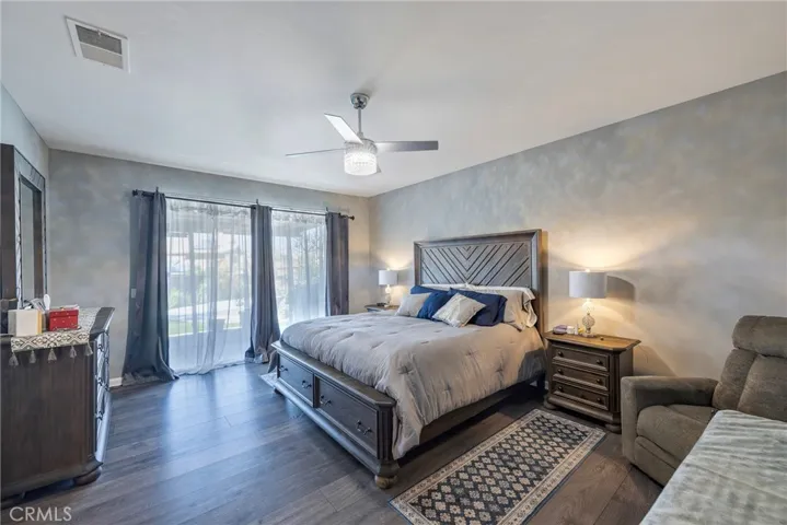 293 Captains Court, San Jacinto, California 92583