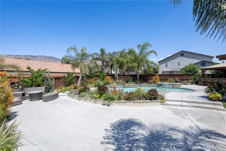 293 Captains Court, San Jacinto, California 92583
