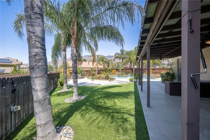 293 Captains Court, San Jacinto, California 92583