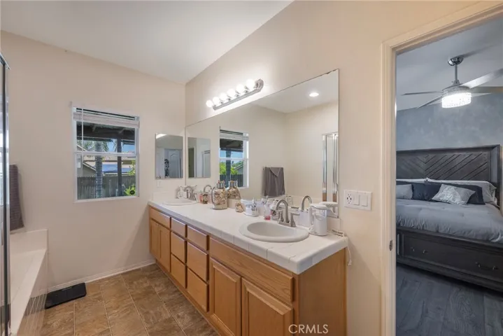 293 Captains Court, San Jacinto, California 92583