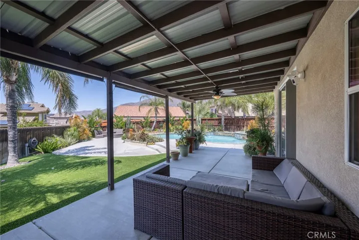293 Captains Court, San Jacinto, California 92583