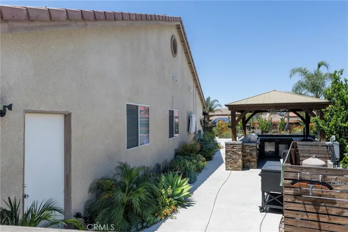 293 Captains Court, San Jacinto, California 92583