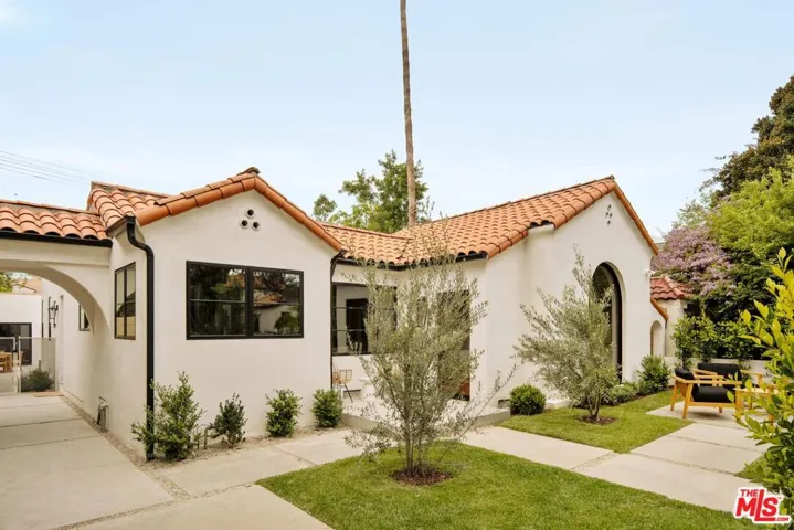 6500 W 5th Street, Los Angeles, California 90048