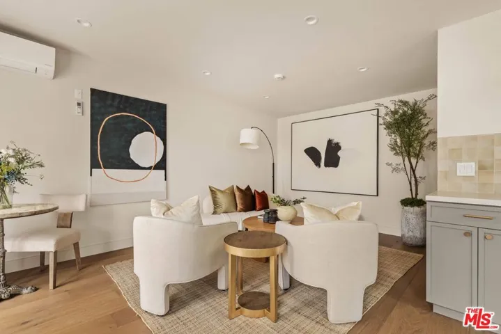 6500 W 5th Street, Los Angeles, California 90048