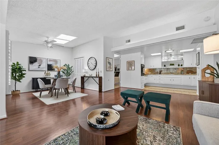 13581 Medinac Lane M5 71e, Seal Beach, California 90740