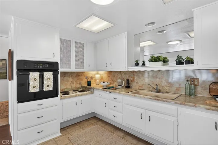 13581 Medinac Lane M5 71e, Seal Beach, California 90740
