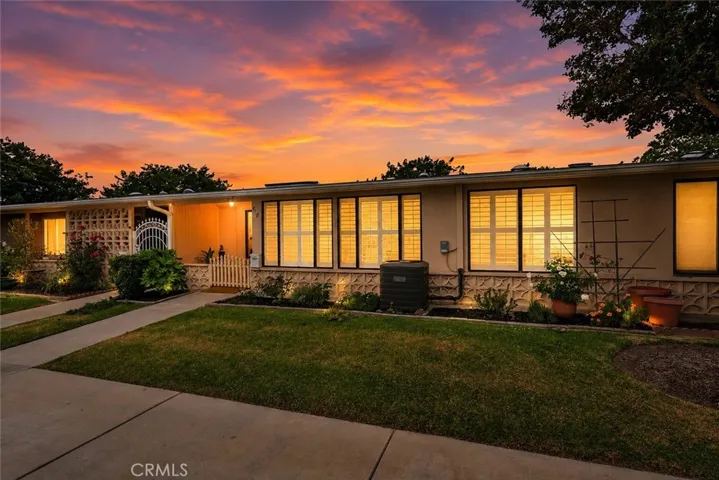 13581 Medinac Lane M5 71e, Seal Beach, California 90740
