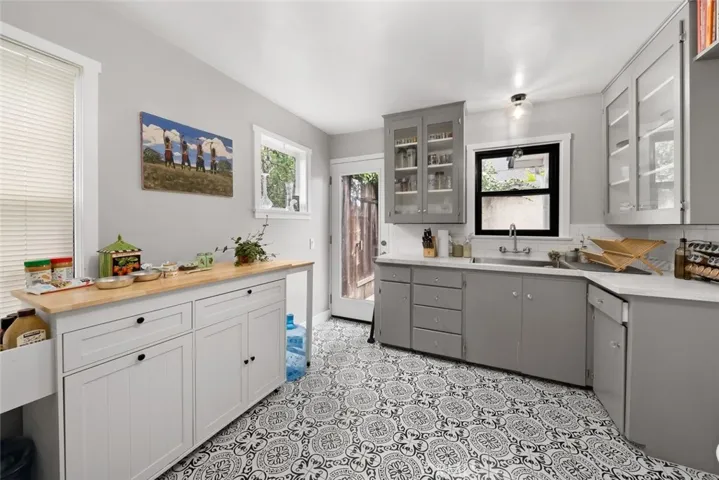 2101 Johnson Avenue, San Luis Obispo, California 93401