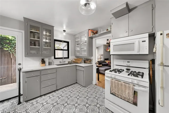 2101 Johnson Avenue, San Luis Obispo, California 93401