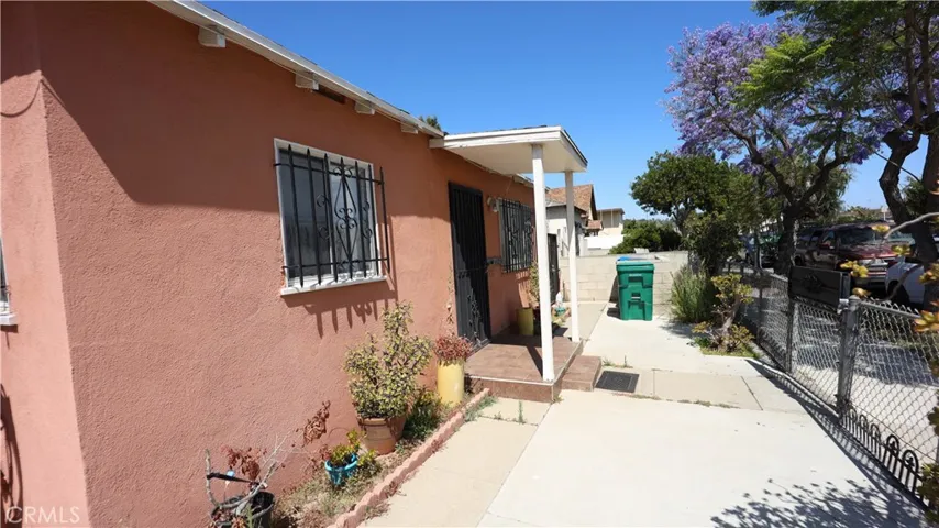 1125 E Salt Lake Street, Long Beach, California 90806