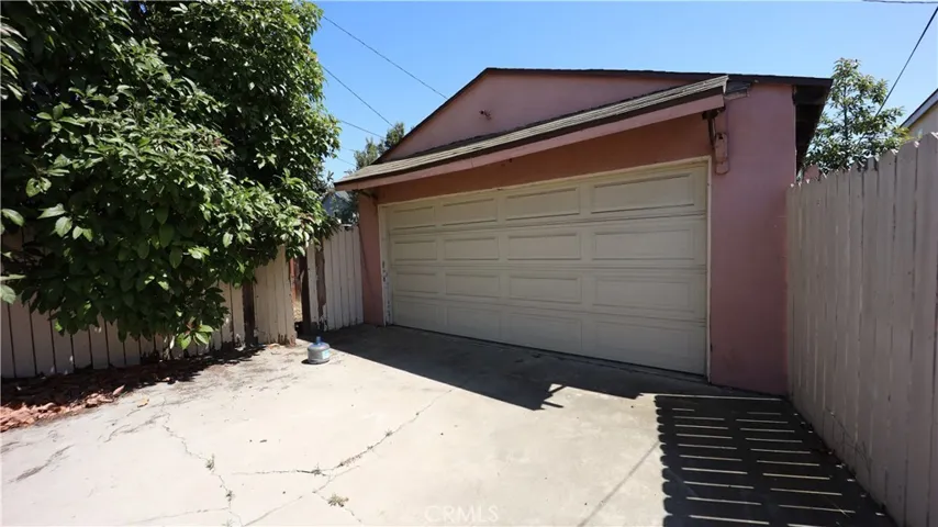 1125 E Salt Lake Street, Long Beach, California 90806
