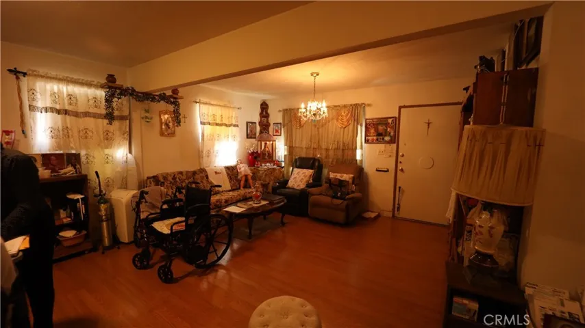 1125 E Salt Lake Street, Long Beach, California 90806