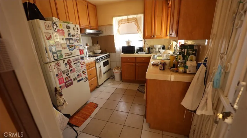 1125 E Salt Lake Street, Long Beach, California 90806