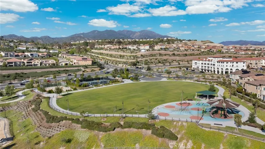 1132 Summit Oak, Lake Forest, California 92679