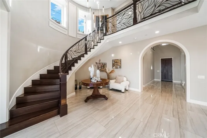 1132 Summit Oak, Lake Forest, California 92679