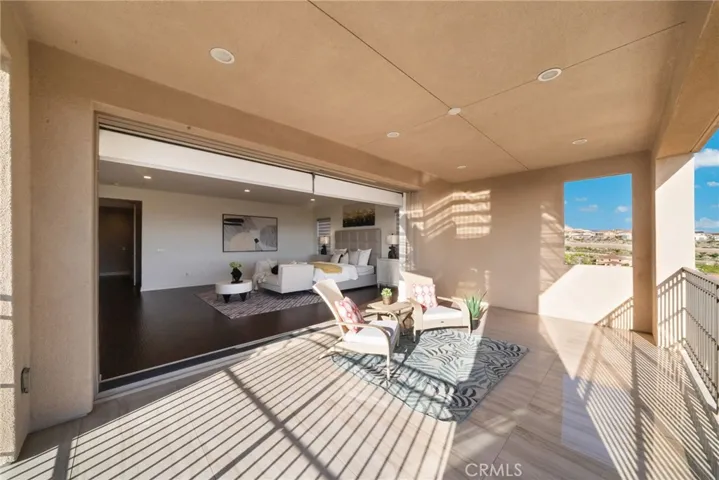 1132 Summit Oak, Lake Forest, California 92679