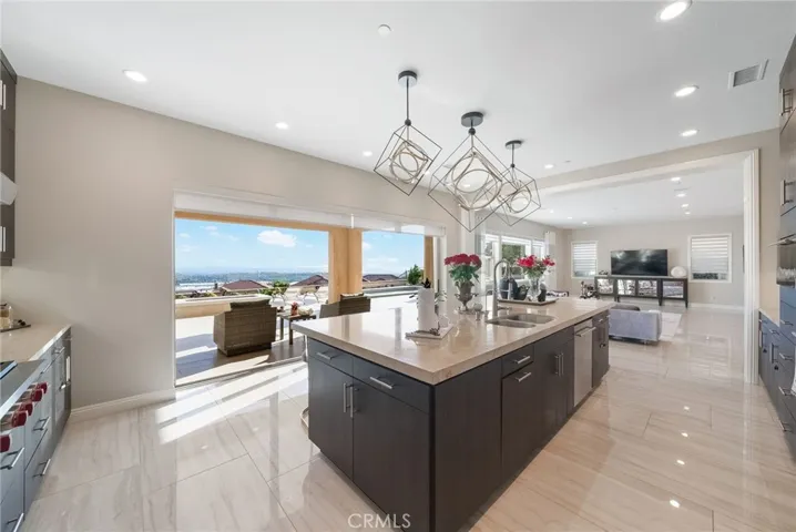 1132 Summit Oak, Lake Forest, California 92679